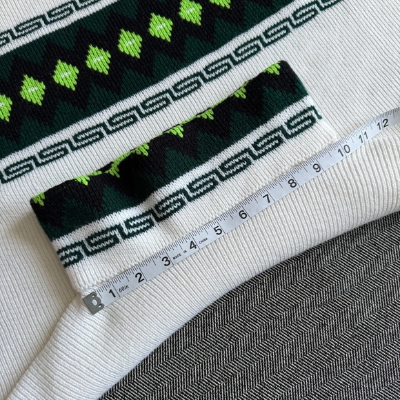 Poncho Turtleneck Sweater Cape Greek Key & Diamond Pattern - Picture 12 of 17